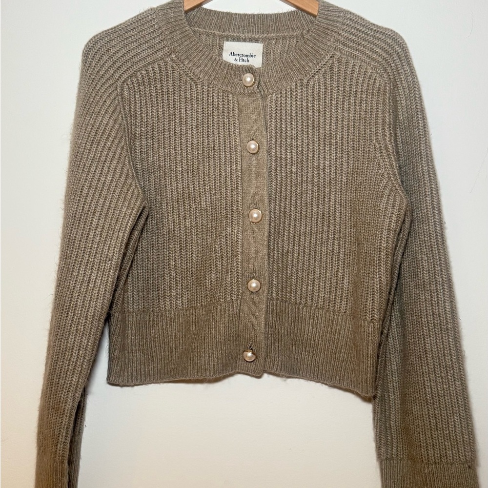 Abercrombie & Fitch Women's Tan Cardigan